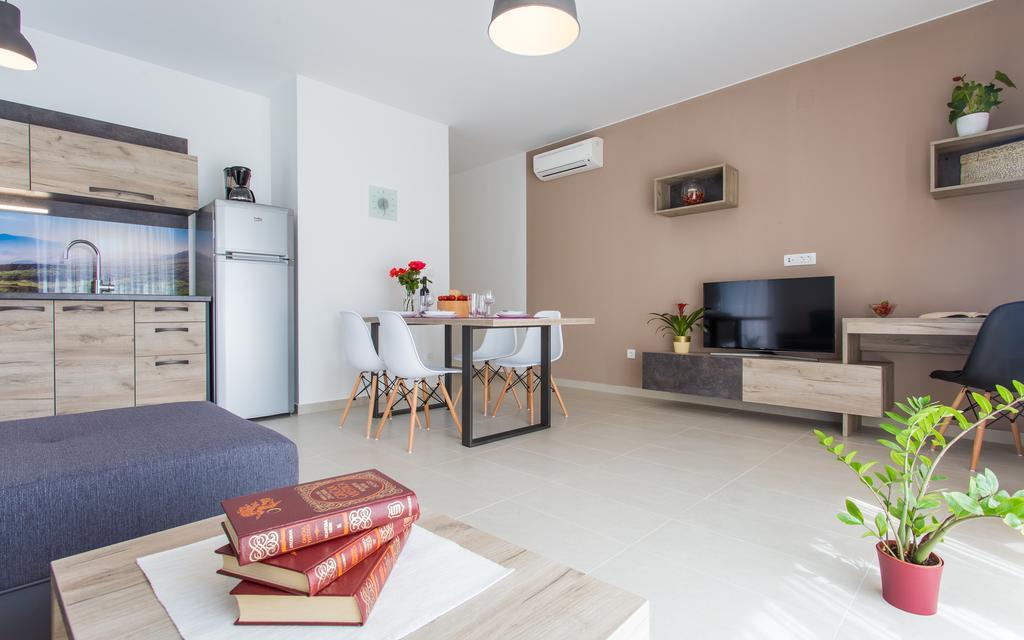 Apartments Viktorija باشْكا المظهر الخارجي الصورة