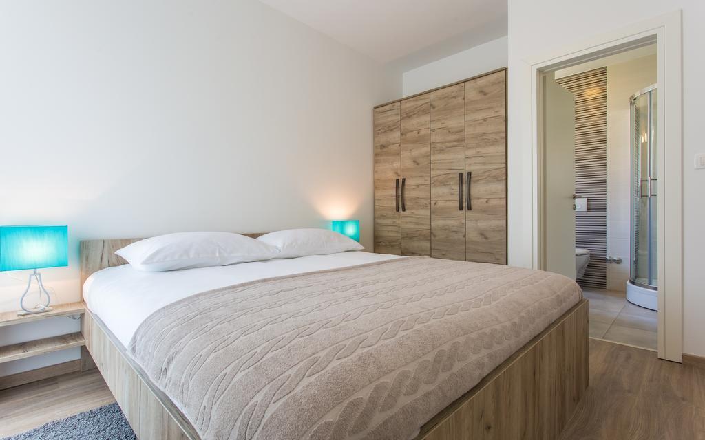 Apartments Viktorija باشْكا المظهر الخارجي الصورة