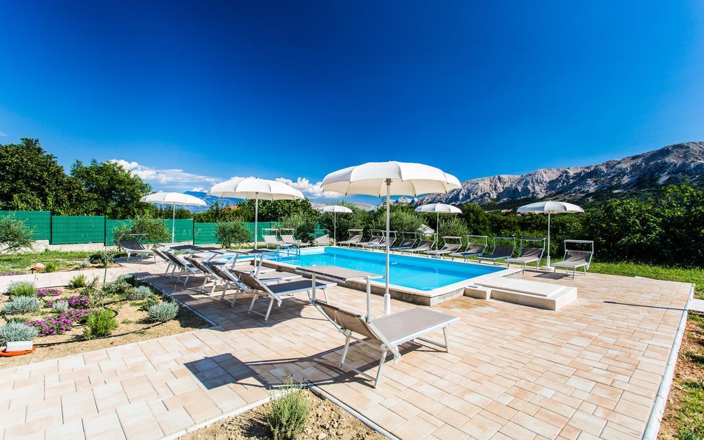 Apartments Viktorija باشْكا المظهر الخارجي الصورة